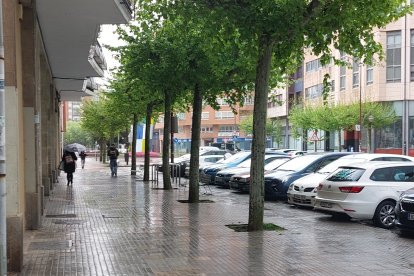 Un chaparrón descargó en la capital burgalesa sobre las once.