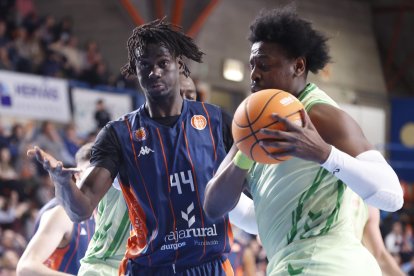 Abdou Thiam, durante un partido contra el Betis.