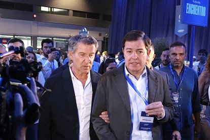 Segunda jornada del 21 Congreso Nacional del PP, que se celebra bajo el lema ‘Toma partido por España’, con el debate de las ponencias política y de estatutos, los informes de los grupos parlamentarios y la presentación de la candidatura a la reelección de Alberto Núñez Feijóo.