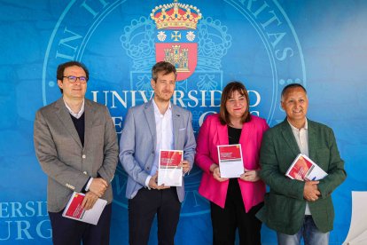 Imagen de la presentación del libro.