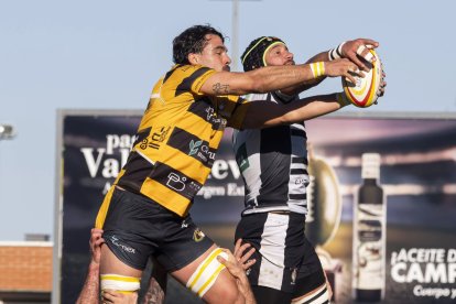 Vicente Boronat renueva con el equipo burgalés.