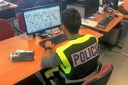 Sucesos.- En libertad una 'mula' de Valladolid que participó en una estafa de casi 15.000 euros a una mujer de Melilla.