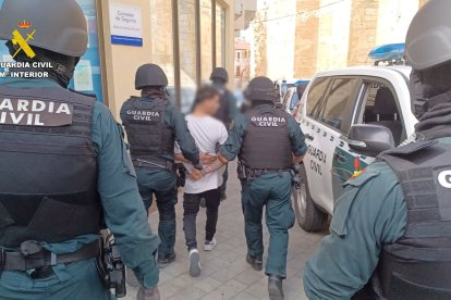 Imagen de uno de los detenidos