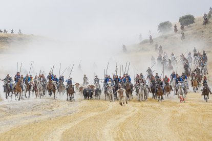 Primero de los encierros de las fiestas en honor a la Virgen del Rosario, con toros de la ganadería Araúz de Robles.