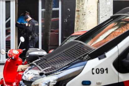 Policía Nacional y Local, en Burgos, durante un operativo conjunto contra el tráfico de drogas.