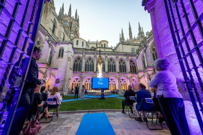 Presentación en la Catedral del programa de mecenazgo para empresas y entidades, denominado ‘Piedras Vivas’ para beneficio de la Seo.