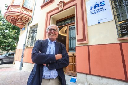 Ignacio San Millán, tras proclamarse presidente de FAE Burgos.