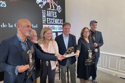 Un momento de la presentación del certamen en la Diputación.