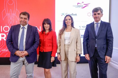 Presentación de los finalistas del premio Joven Empresario.