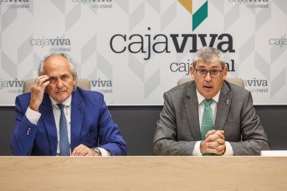 Martínez Pantoja y Hontoria en un instante de la rueda de prensa.
