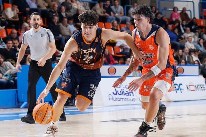 Andy Huelves, durante el partido contra el Leyma Coruña.