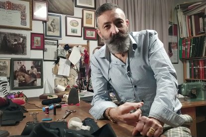 El etnógrafo y modisto Alfonso Díez Ausín.