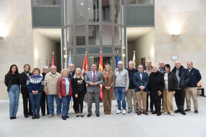Gago se reúne con los participantes en el Programa Añoranza.