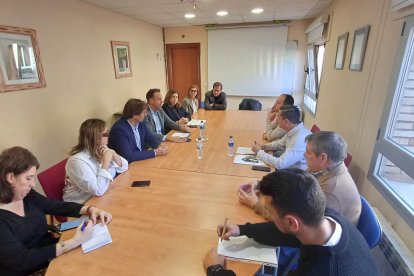 Imagen de la reunión con el comité de empresa.