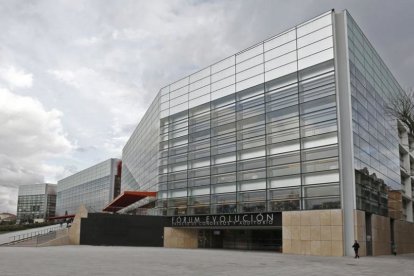 Vista exterior del Fórum Evolución.