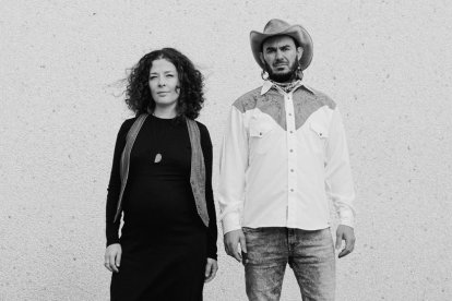 Blanca Altable y Chuchiguitarra lanzan 'Universo', su tercer disco de estudio.