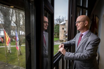El rector de la UBU, José Miguel García.