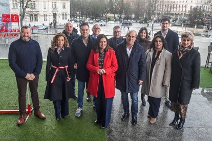 Esther Peña arropa a la candidatura del PSOE de Burgos a las Cortes de Castilla y León.