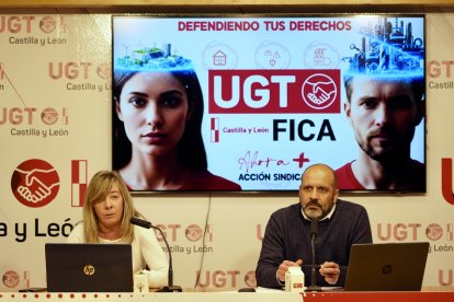 La secretaria general de la Federación de Industria Construcción y Agro de UGT CyL, Sandra Vega, comparece con el secretario de Acción Sindical y Coordinador Sectorial de UGT FICA CyL., Gorka López, para analizar la situación de la negociación colectiva y conflictos en el ámbito de la Federación y los retos industriales provinciales y autonómicos para el 2026.