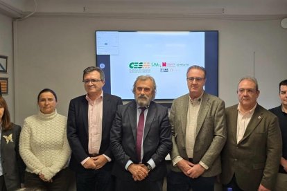 Imagen de los representantes de las organizaciones sindicales.