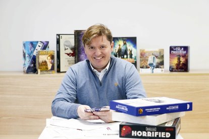 Azael J. Herrero, catedrático en la UEMC y experto en aprendizaje basado en juegos de mesa y gamificación.