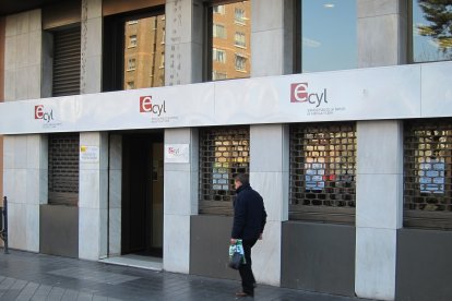 Archivo - Imagen De Una Oficina Del Ecyl En Valladolid.