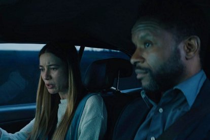 Charlotte Vega y Luke Forbes, en ‘The Seventh Turn’.