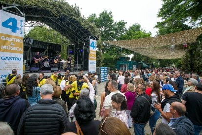 Un momento de un concierto en el escenario de Cuatro Reyes, en San Pedro de 2024.