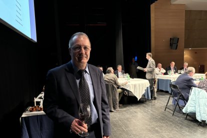 El presidente de la Asociación de Sumilleres de Aranda y la Ribera, Miguel Ángel de Domingo Cabestrero