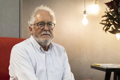 El escritor y periodista colombiano Héctor Abad Faciolince.