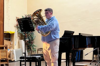 Imagen de uno de los alumnos de la Escuela de Música de Aranda