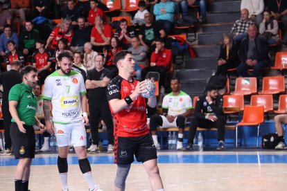 Imagen del partido entre el UBU San Pablo Burgos y Huesca.