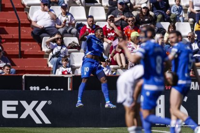 Appin celebra el gol marcado ante el Albacete.