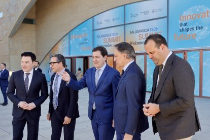 El presidente en funciones de la Junta de Castilla y León, Alfonso Fernández Mañueco, inaugura la cumbre ''Salamanca Tech Summit 2026''.