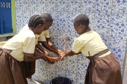 La Fundación Soriana Pedro Navalpotro celebra 20 años llevando agua a los más pobres.