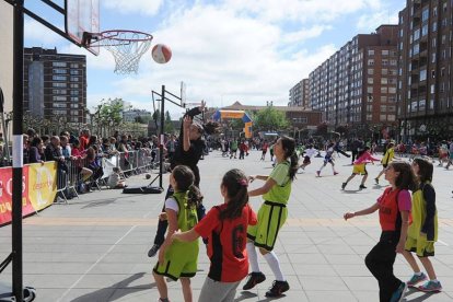 La Fiesta del Deporte sacará a la calle práctica deportiva.