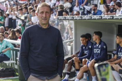 Ramis, antes del comienzo del partido contra el Deportivo.