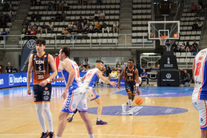 Imagen del partido entre Alicante y Tizona.