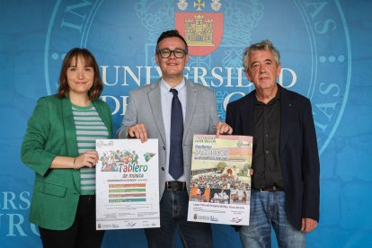 Beatriz Rodríguez (Fundación Caja de Burgos), Delfín Ortega (UBU) y Carlos Lozano (UBU) presentaron las dos grandes citas del Julio Cultural en el Hospital del Rey.