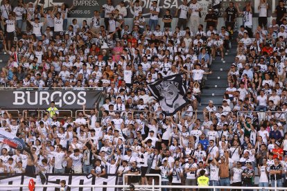 Imagen del partido entre el Burgos CF y el Andorra.