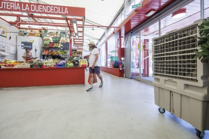 Uno de los ventiladores instalados en el Mercado Norte provisional.