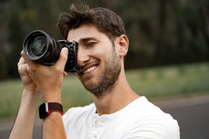Caleido abre un nuevo espacio para jóvenes fotógrafos en Burgos.