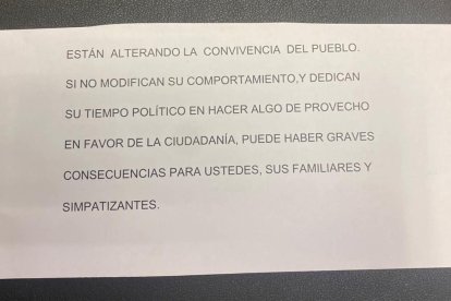 Carta recibida en la sede de Vox en Valladolid.