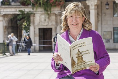 María Ángeles Vázquez, autora del libro.