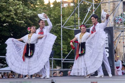 Instante del Festival Internacional de Folclore de 2025.