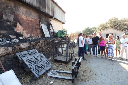 Carlos Martínez visita municipios afectados por el incendio de Fermoselle (Zamora).