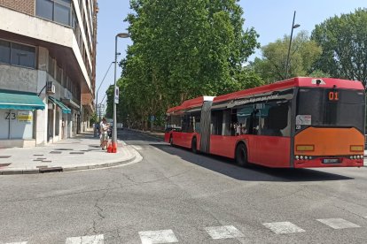El tráfico ya se ha reabierto en la avenida del Arlanzón.