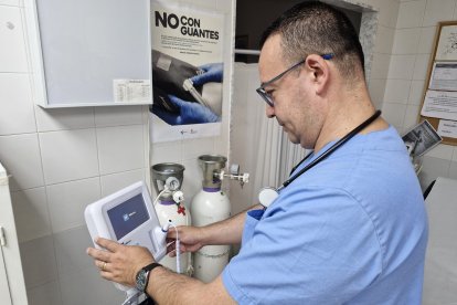 Camilo López es médico de familia