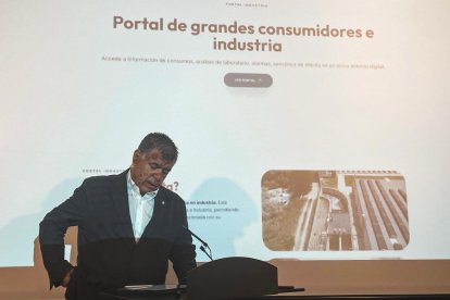 Juan manso, durante la presentación de la nueva web.