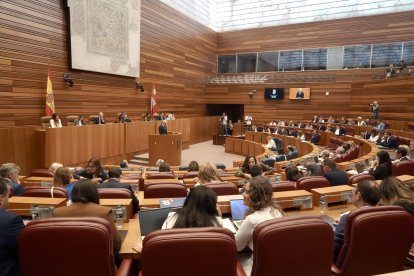 Segunda jornada del pleno de las Cortes de Castilla y León, que se retoma en el sexto punto del orden del día, relativo a interpelaciones.